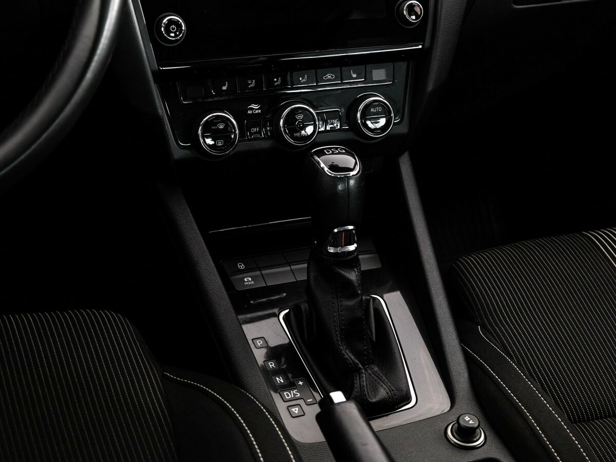 Купить Шкода Октавия, 2019, 156 195 км.. Фото: #8